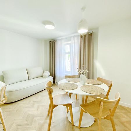 Apartament Bialy Jelenia Góra Eksteriør bilde